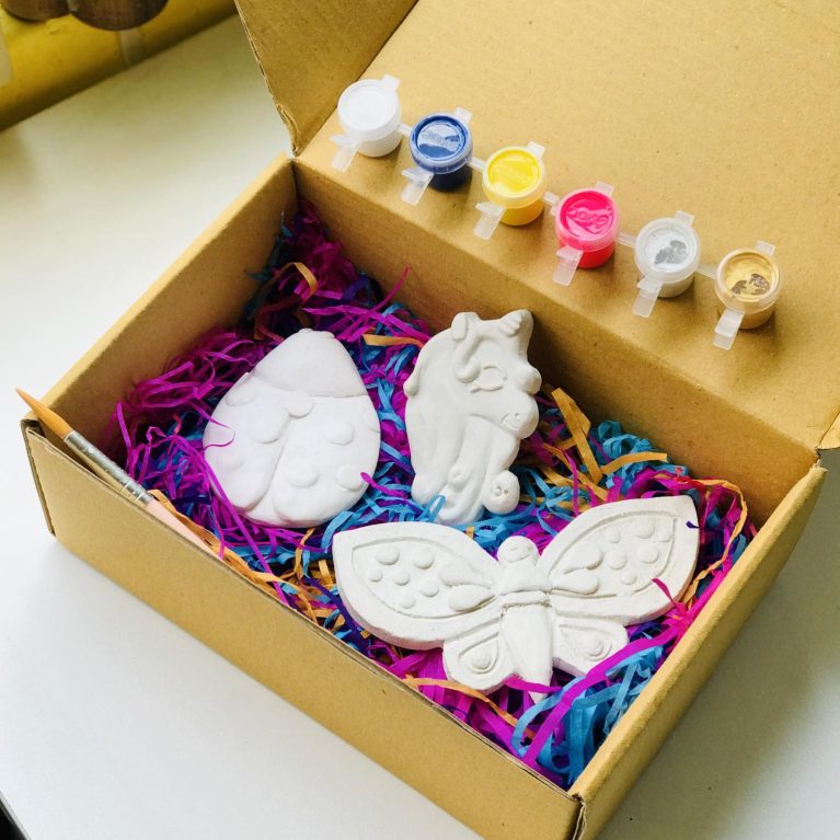 3 Chips Insect Series Colouring set-with Colours