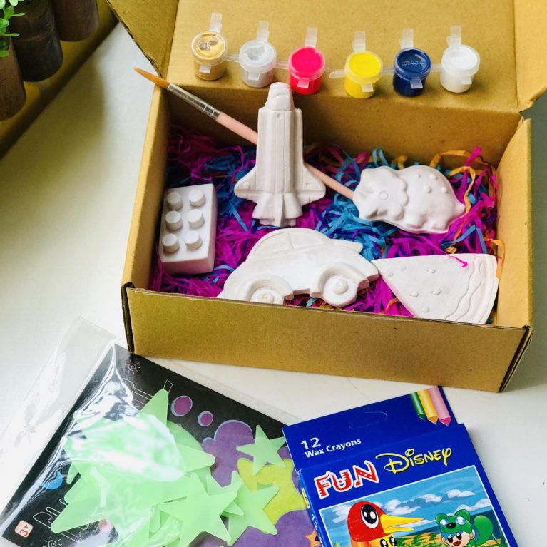 5 Chips Colouring set-with Colours and Gifts