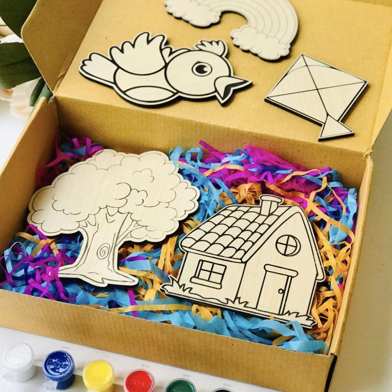 5 Chips Village Series Colouring set-with Colours (Wooden)